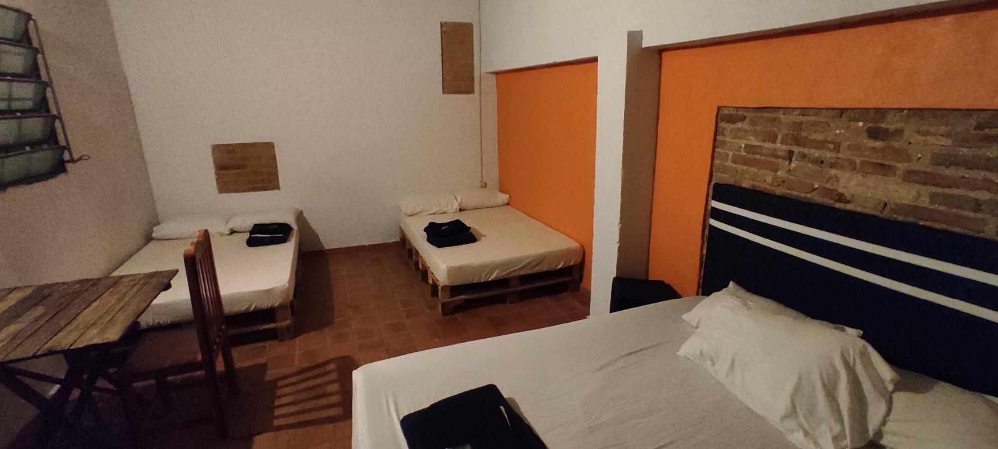 Mediterraneo Youth Hostel Asunción Camera foto
